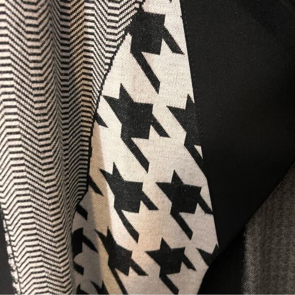 Lana Lee Black And Gray Cardigan Size Small - Picture 6 of 8